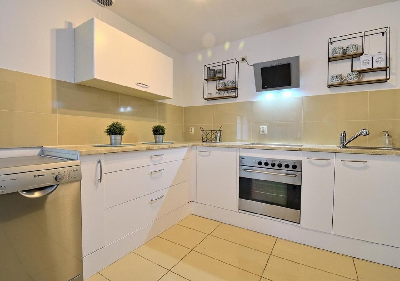 Apartament Plazowy Ukiel Allenstein Exterior foto